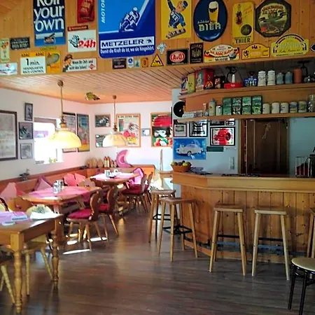 住宿加早餐酒店 The Place After The Race