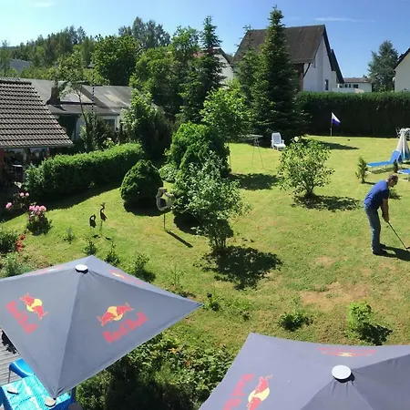 Bed and breakfast The Place After The Race Müllenbach