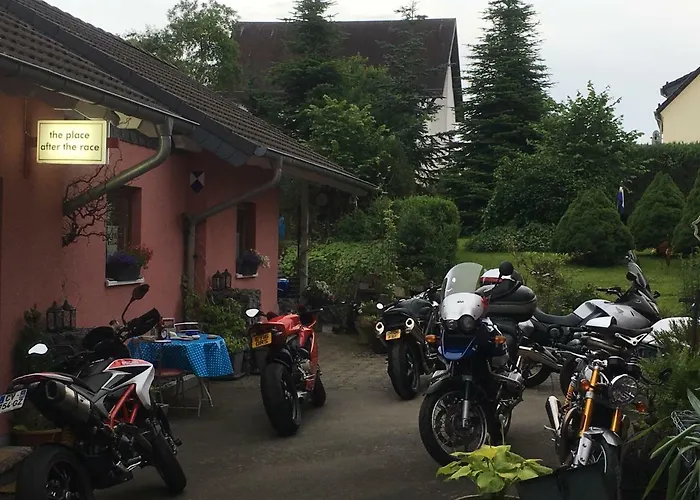 The Place After The Race Bed & Breakfast 3*