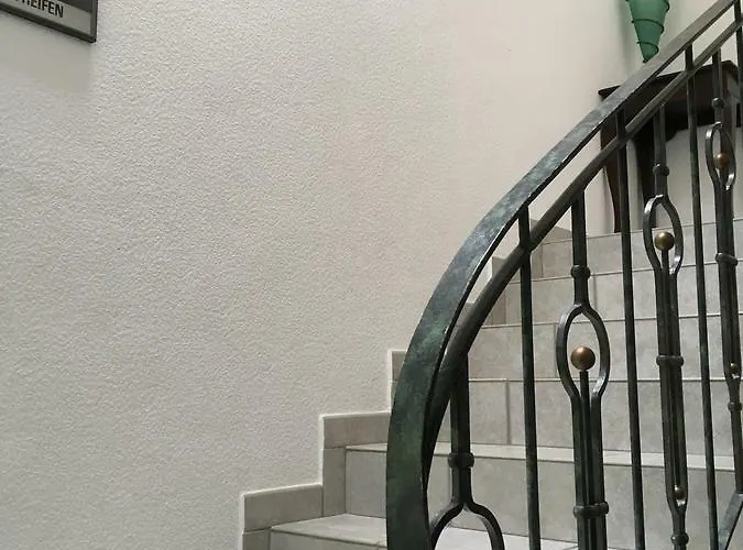 Bed & Breakfast The Place After The Race 3*